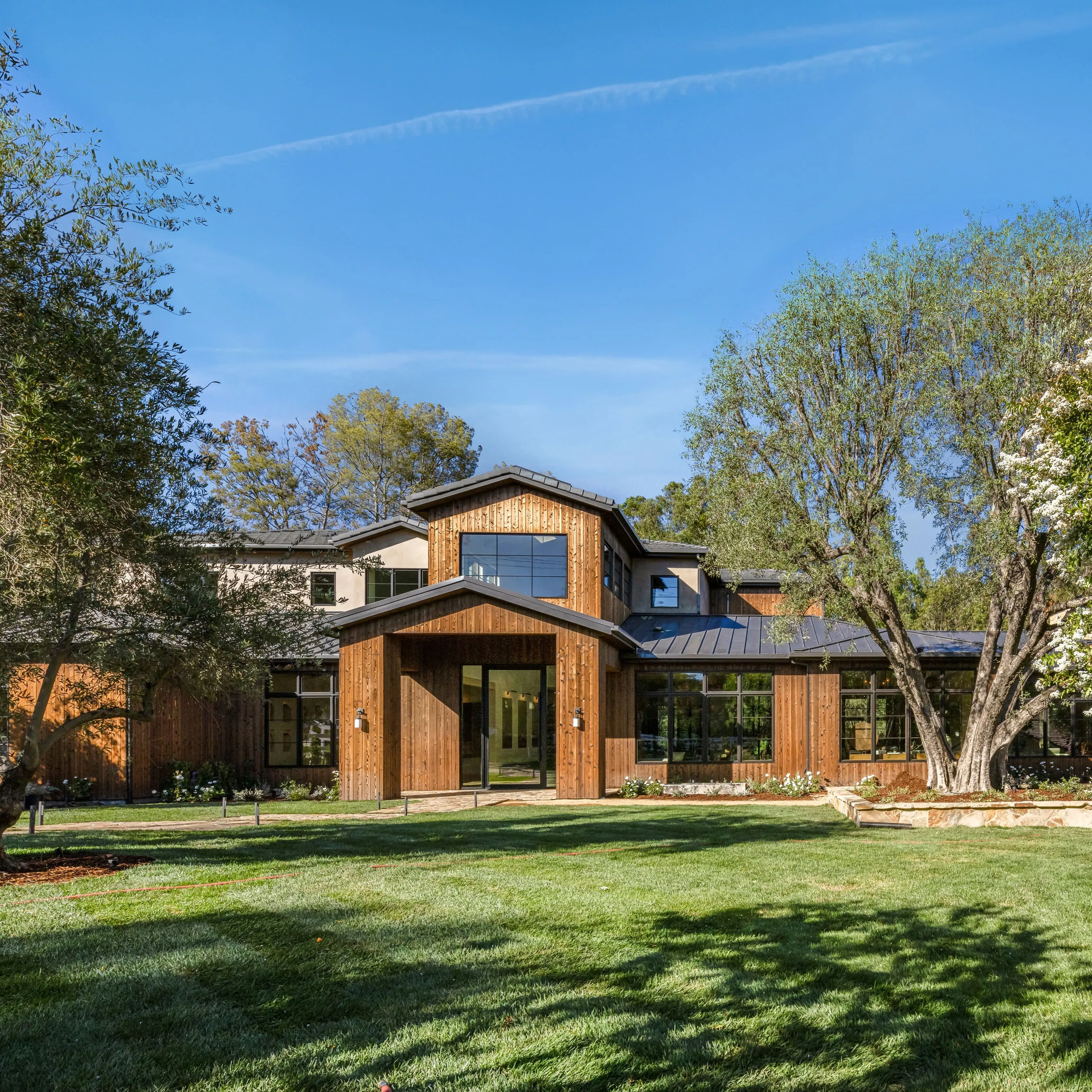 image_689404bb9f4db A $17M Mansion Rises in Hidden Hills Like a Dream – But Kanye Never Stepped Foot in It, Not Even Once