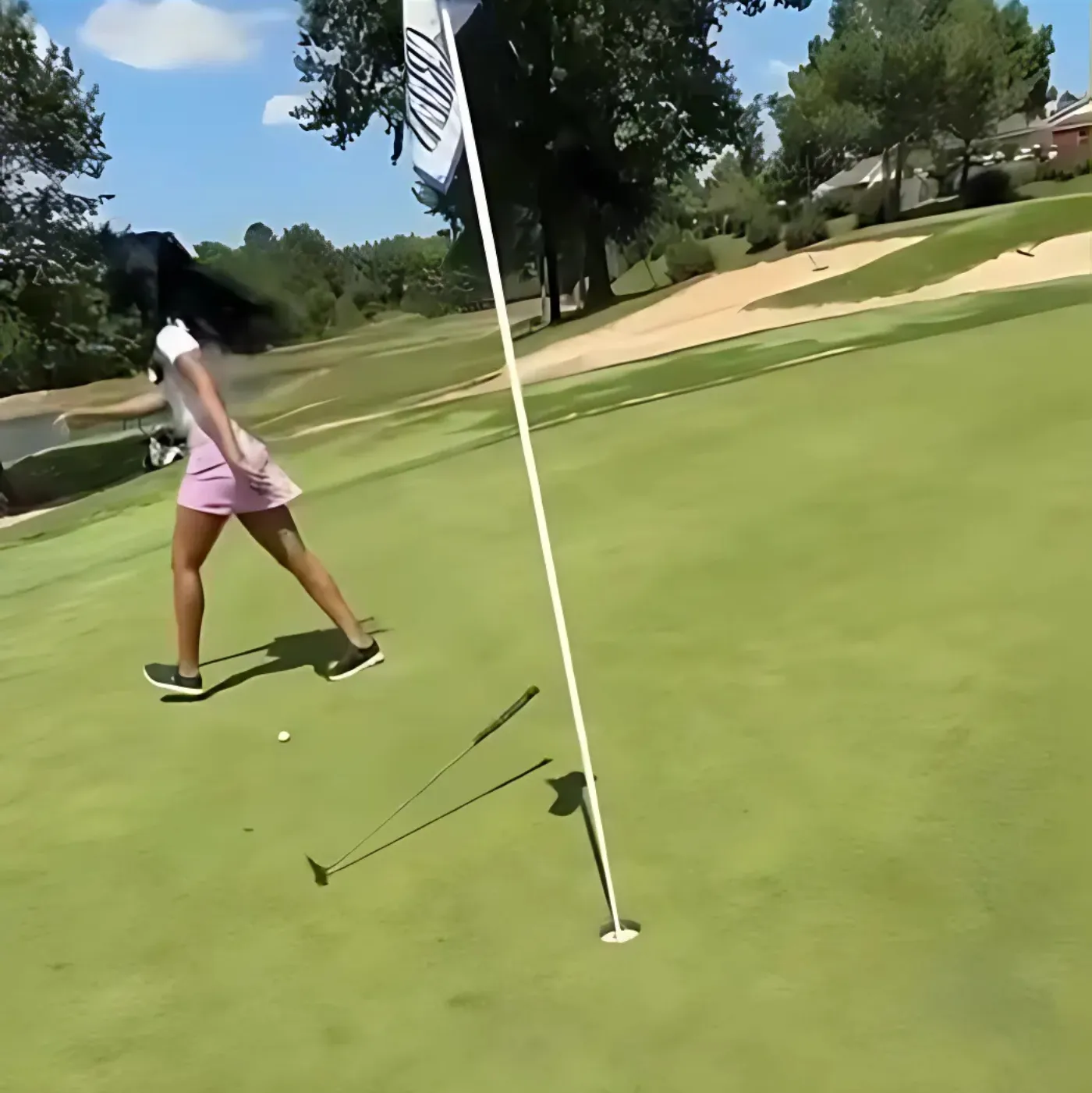 image_68941df66b126 When Sweet Turns Sour: An Unexpected Incident Disrupts Klay Thompson and Megan Thee Stallion’s Golf Outing