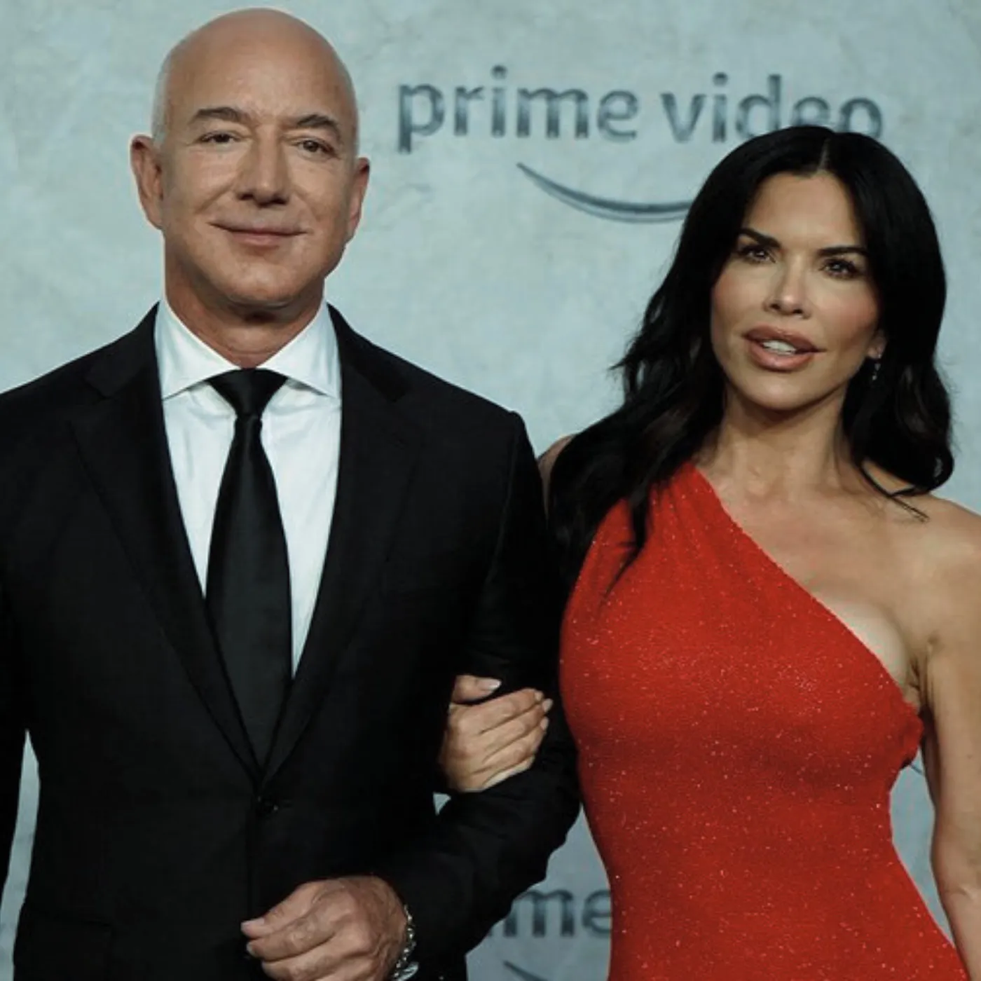 Jeff Bezos Watches As Lauren Sanchez Sets Ibiza Dance Floor On Fire