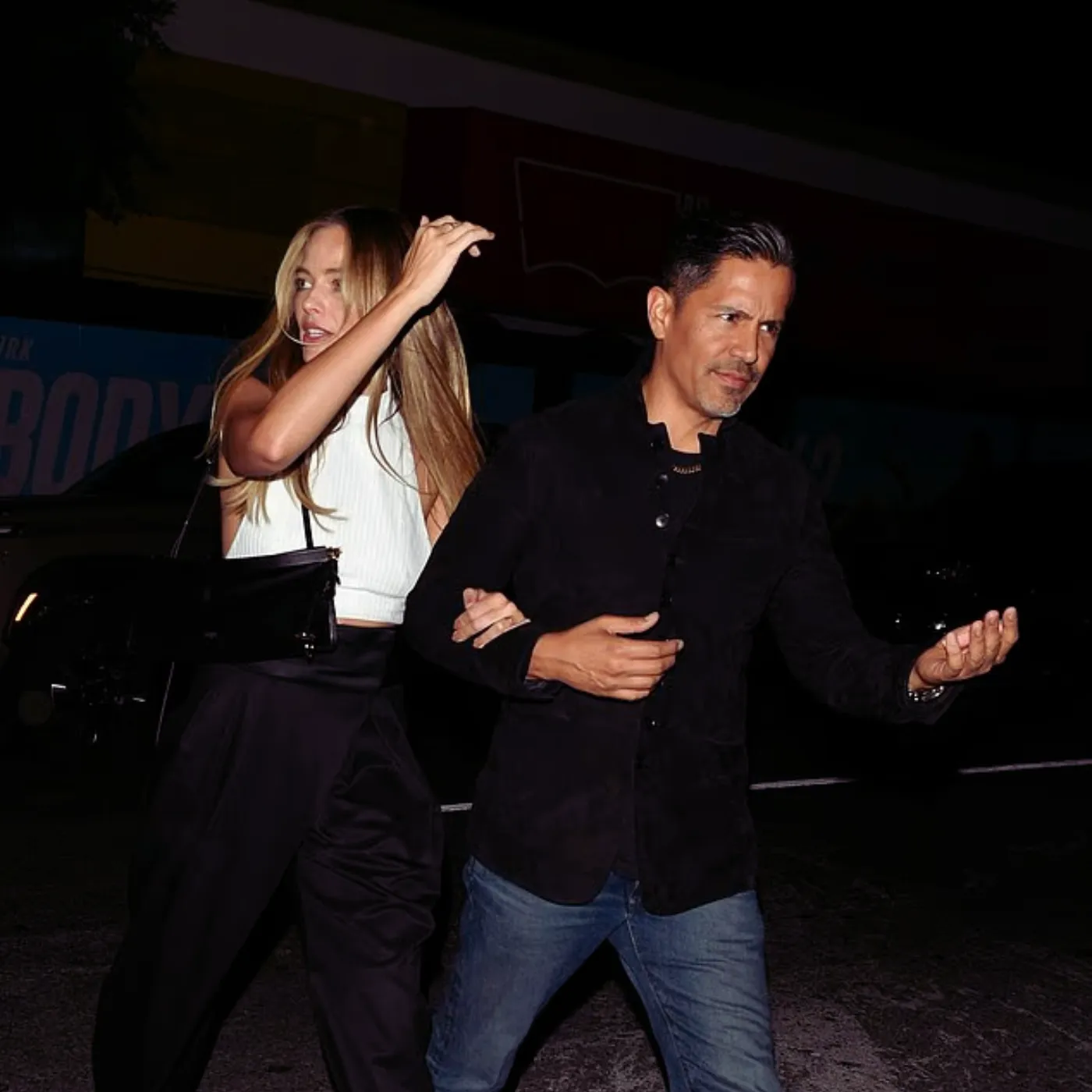 image_6894d9155d07a Margot Robbie Caught Doing What No One Expected At Cara Delevingne’s Birthday Bash