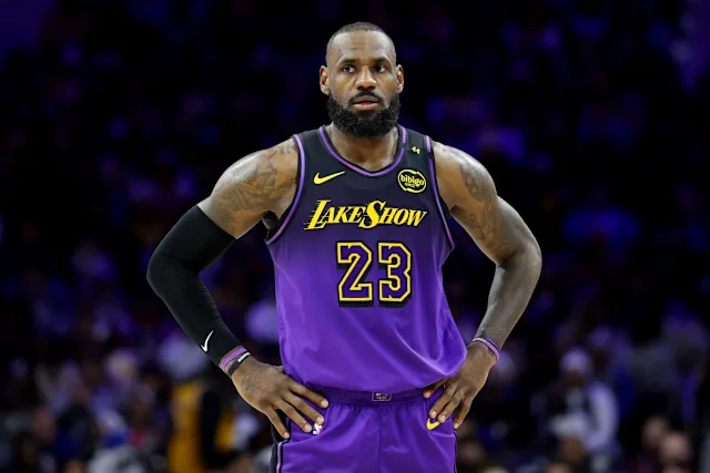 LeBron James Didn’t Post a Story, Didn’t Go Live — But What Happened at the Gas Station Just Broke the Internet