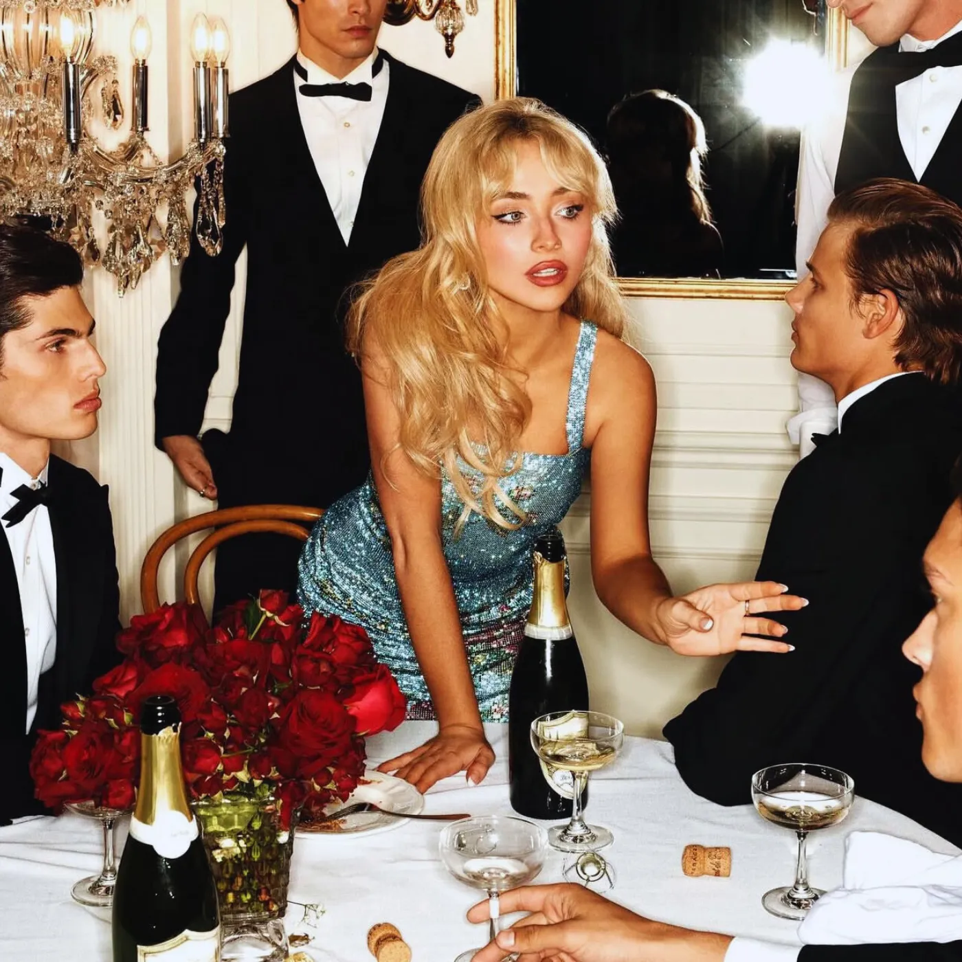 image_68964b92a88a5 Sabrina Carpenter Hides Surprising Detail in Man’s Best Friend Vinyl