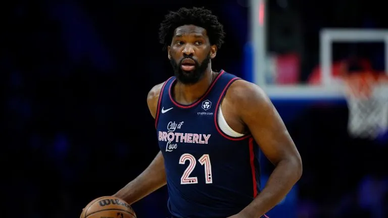 image_6896b378be5bd Joel Embiid – The “King of the 76ers”? But Jeff Teague Reveals the Heartbreaking Truth!