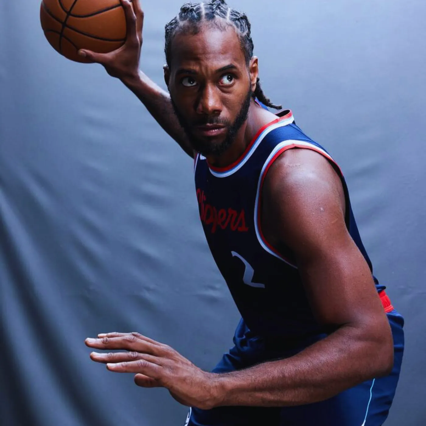 image_6897aaf4c9a9c The Small Detail In Kawhi Leonard’s Sneakers That Tells A Massive Story