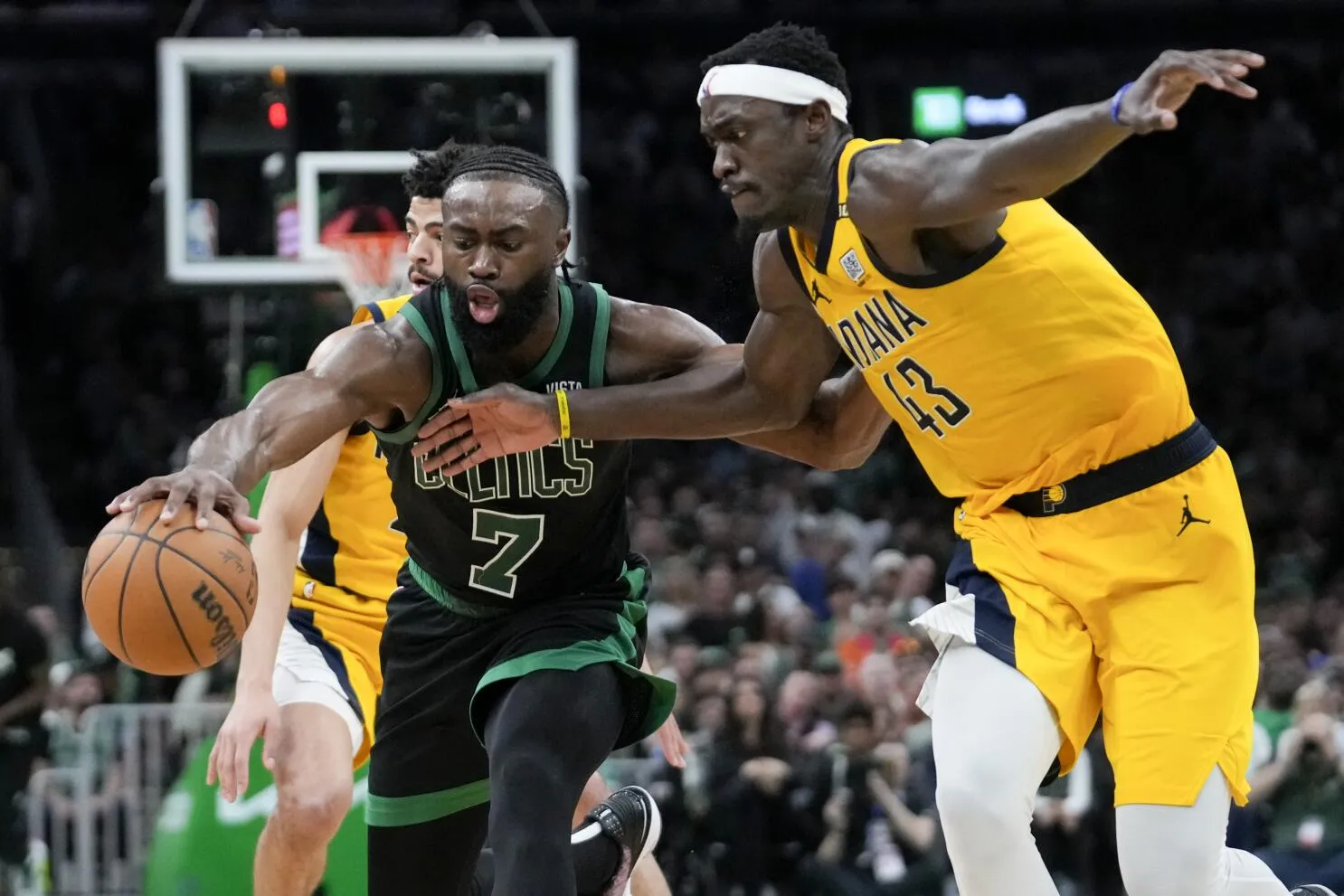 image_6898b0b9abca8 Jaylen Brown Names Kobe & LeBron in His Top 5 – But the Last Name Leaves Fans Stunned
