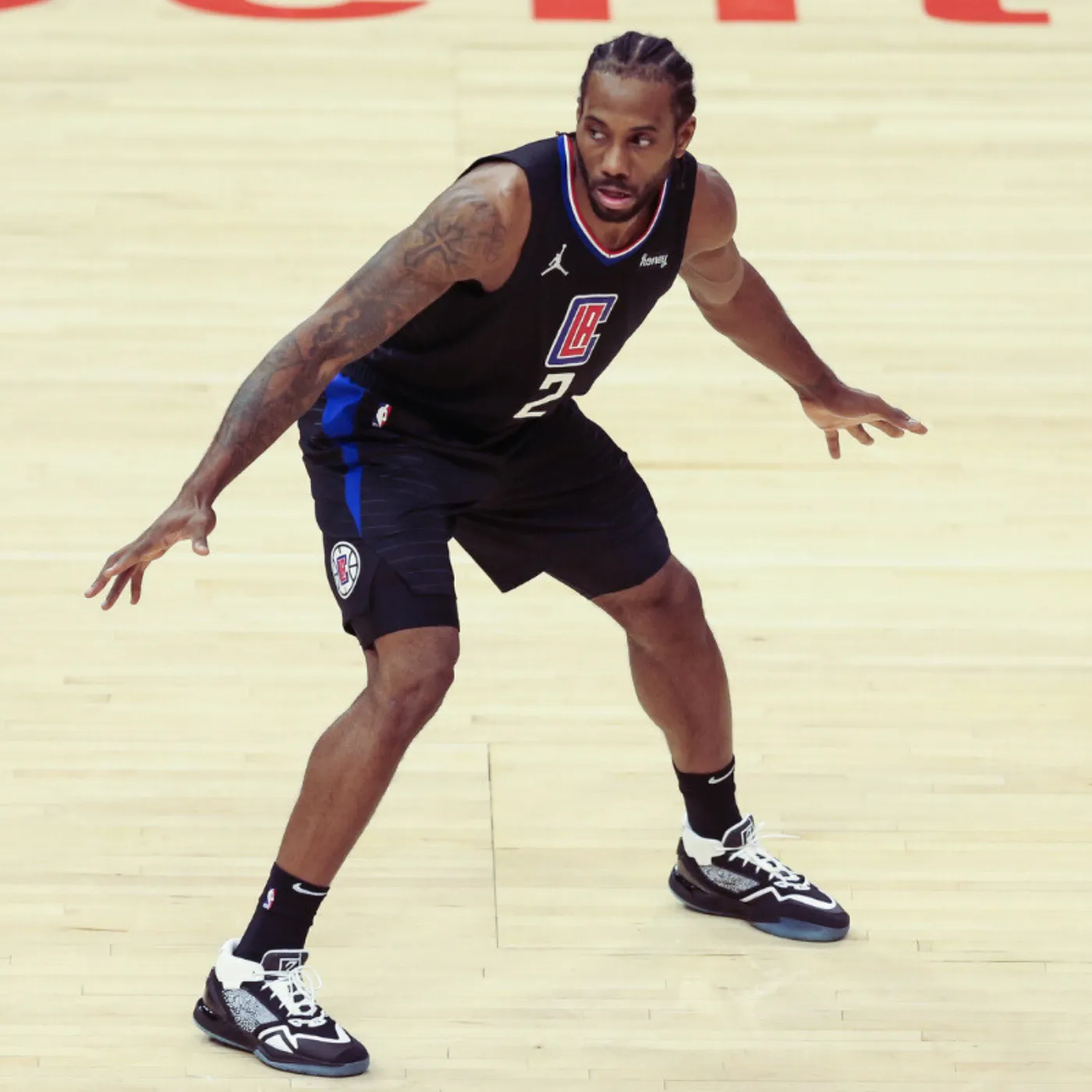 image_689903225cce9 Kawhi Leonard Just Exposed Why LeBron James’s Throne Is In Danger — And Fans Are Going Wild