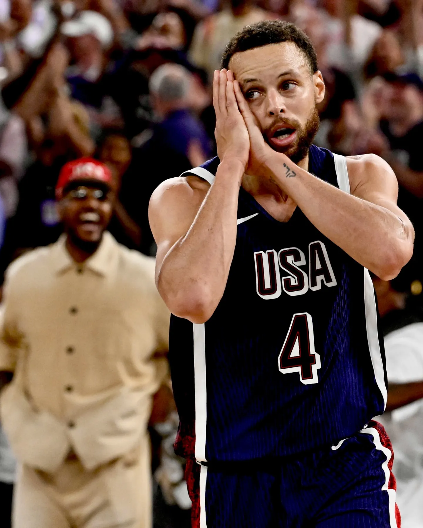 Why Steph Curry's "Goodnight" Gesture Got Him Called Pretentious — Here's What Will Prove It