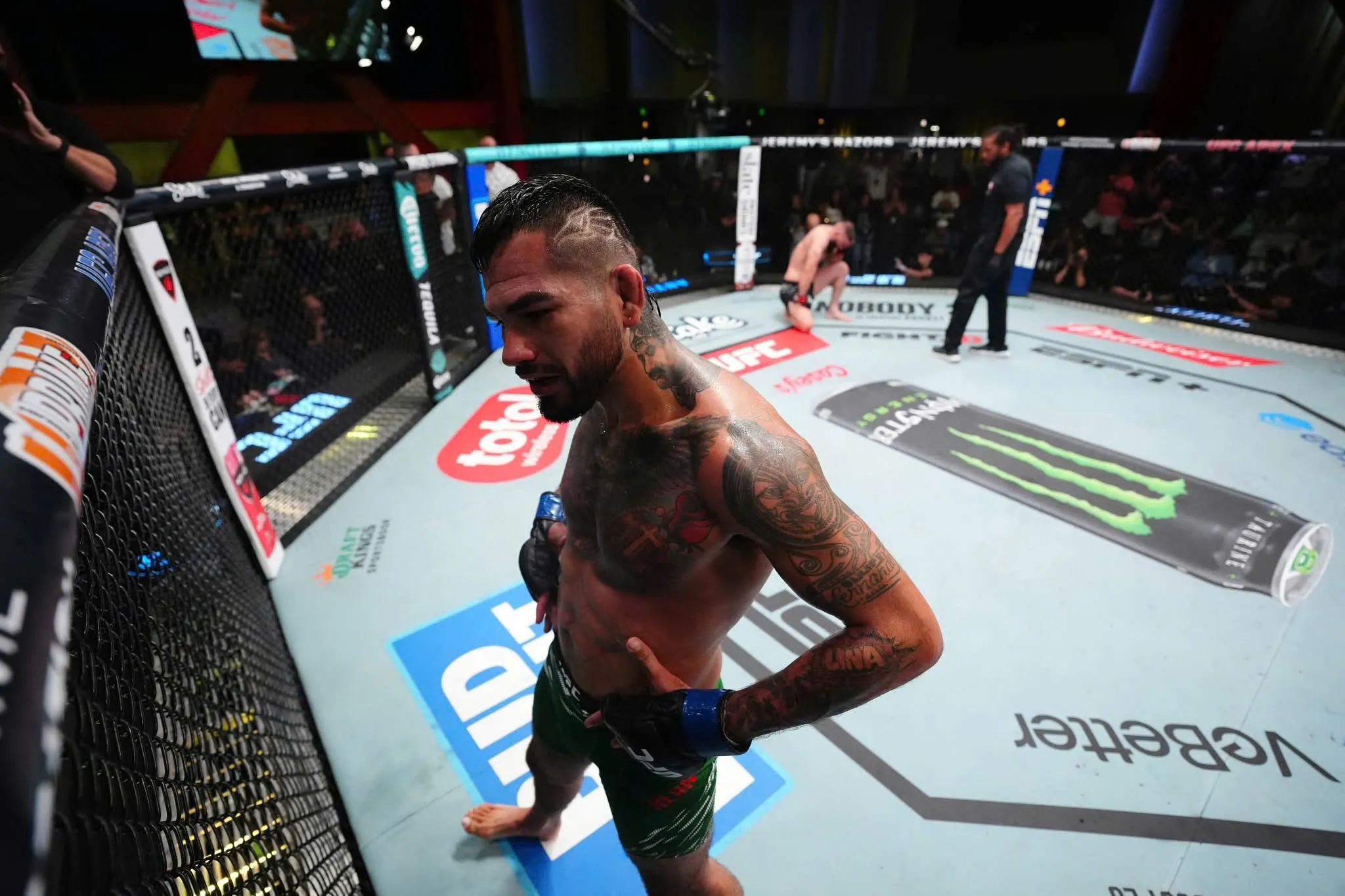 image_68998c5028a00 Hernandez shared after the match: I brought a secret weapon into this match that helped me become a champion. It was...