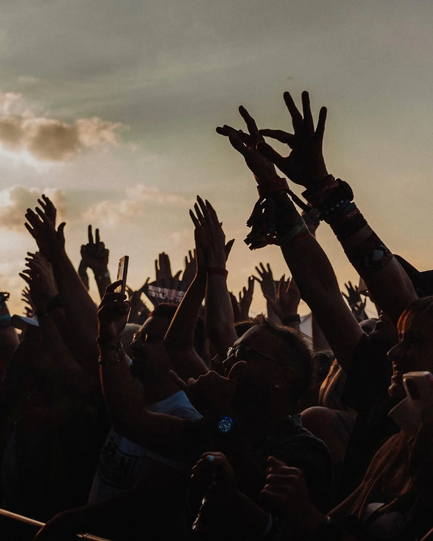 image_6899a3cdd770d Is this what Armin van Buuren didn't want you to know at that show? It sounds far-fetched, but it's very convincing.