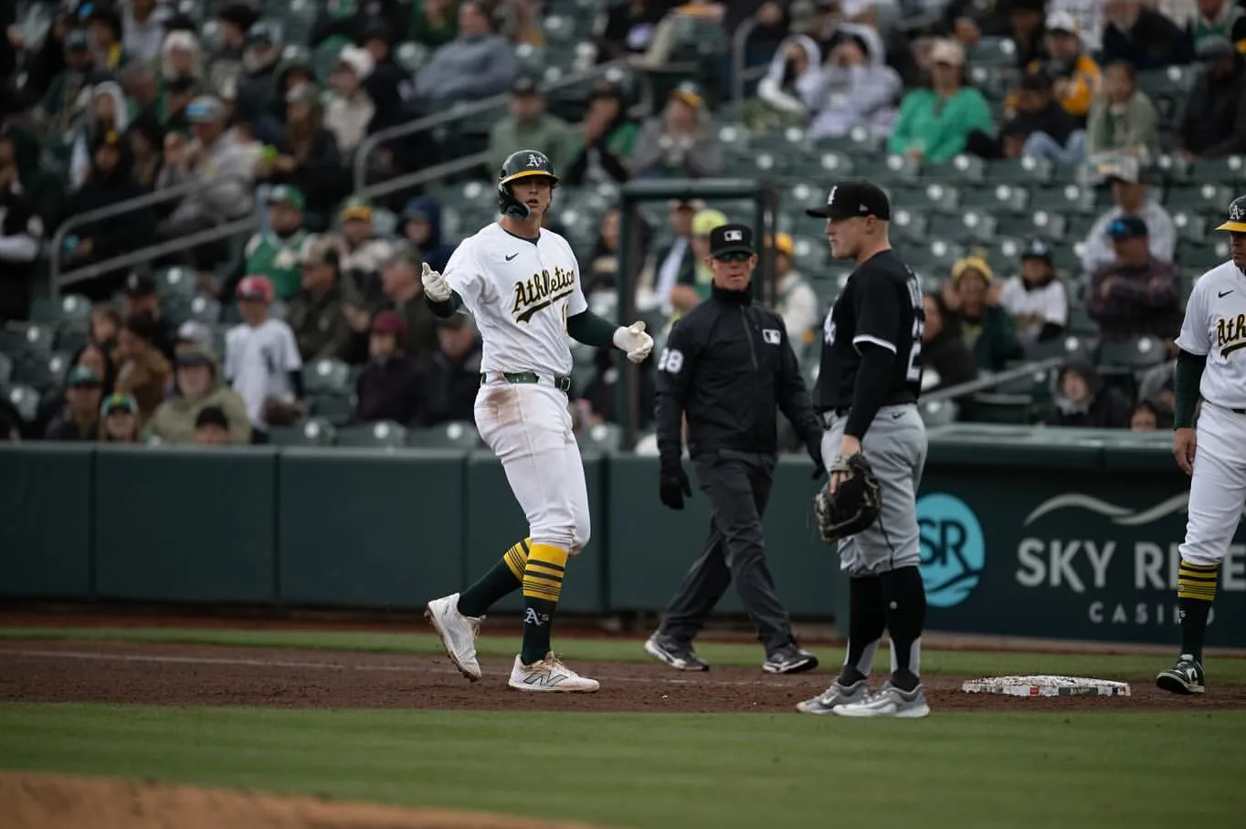 image_689a9eb8507a3 Nick Kurtz’s Mocking Clap After Nationals' Error Sends Twitter Into Meltdown