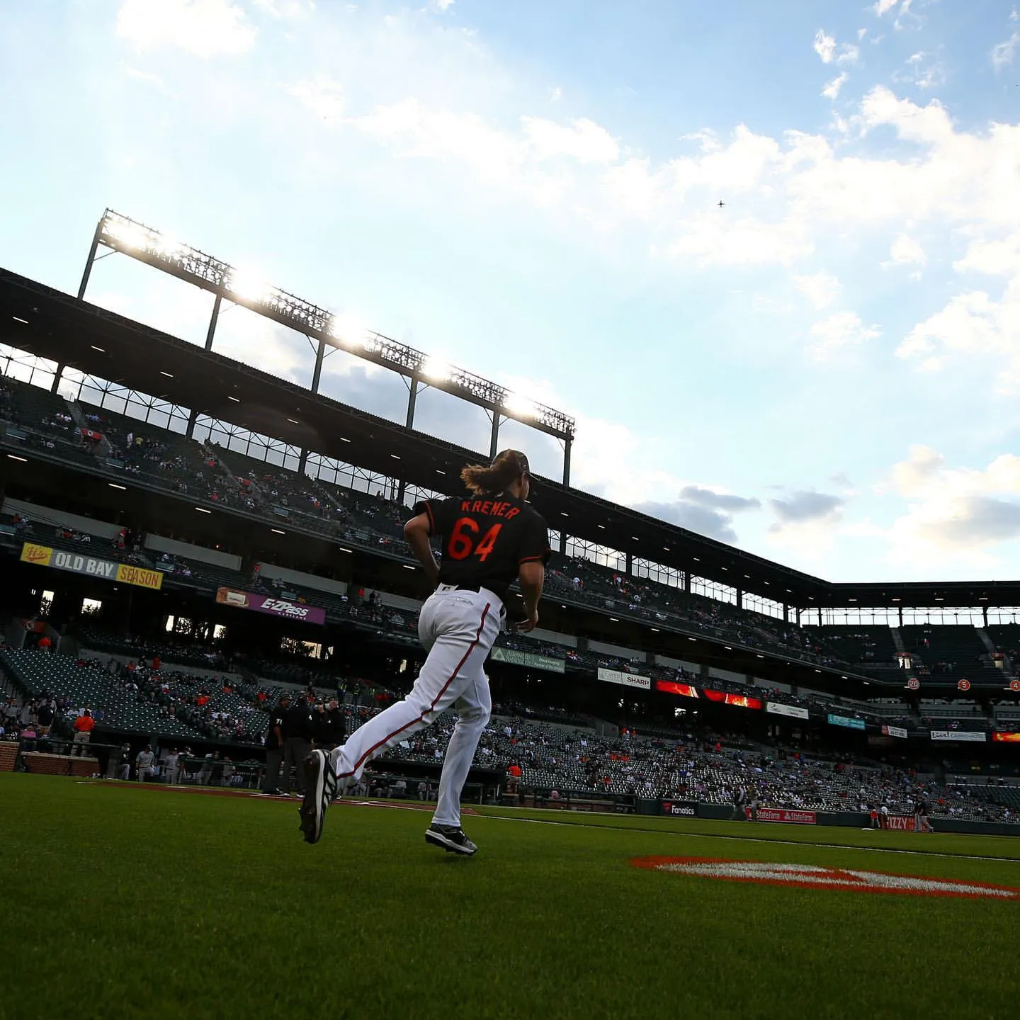 image_689ad0b62ea60 Why Dean Kremer said goodbye: The shock that left millions of MLB fans in disbelief over what he said.