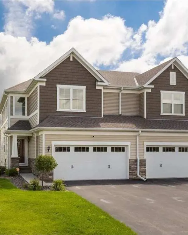 image_689adfdbef6ce NFL Star Justin Jefferson Lists His Cozy Minnesota Townhome — And Fans Are Shocked at the Price