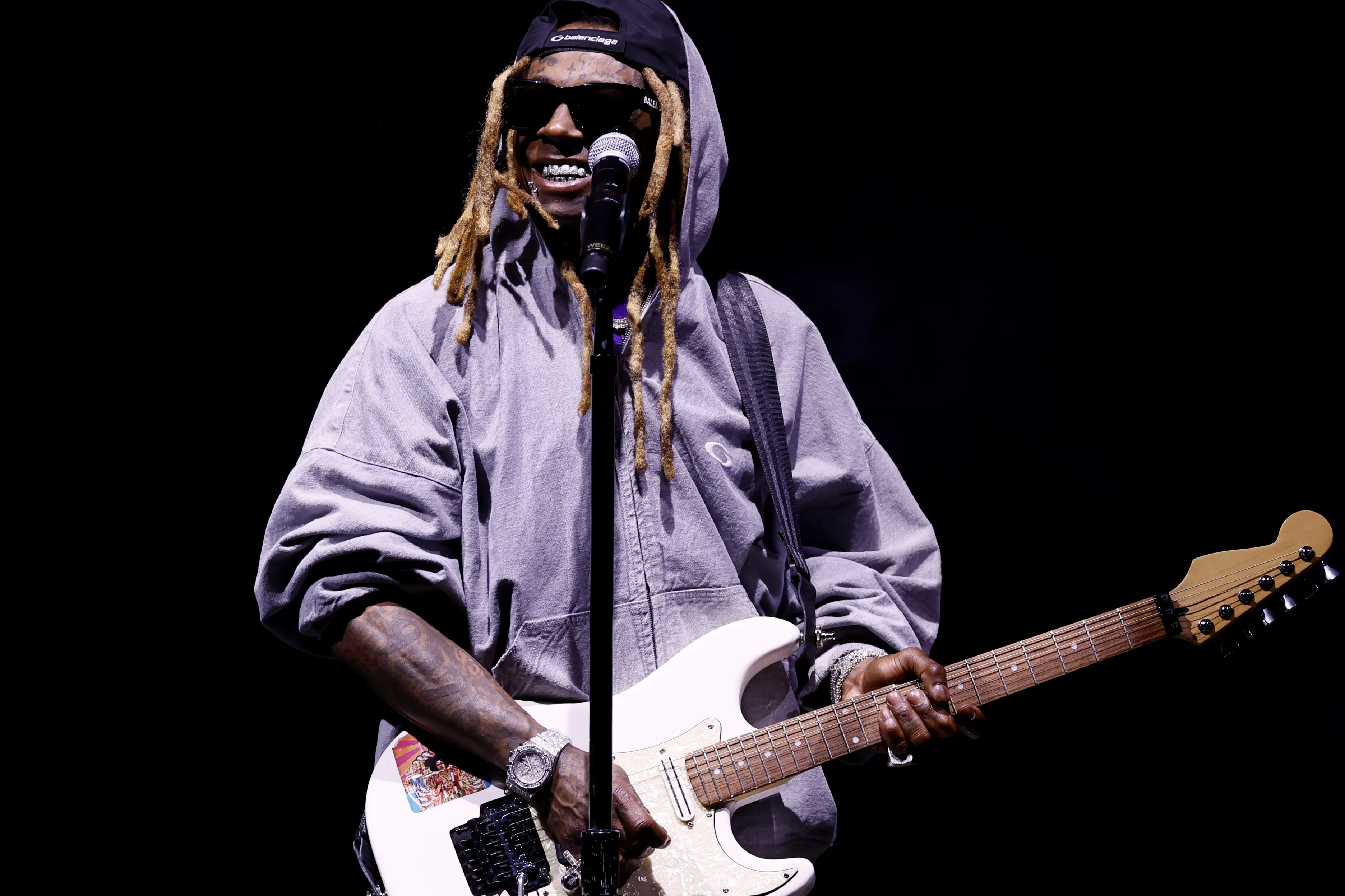 image_689b07cf0dbb8 Shock in Toronto: Lil Wayne Forced to Postpone Sold-Out Show After Sudden Health Scare