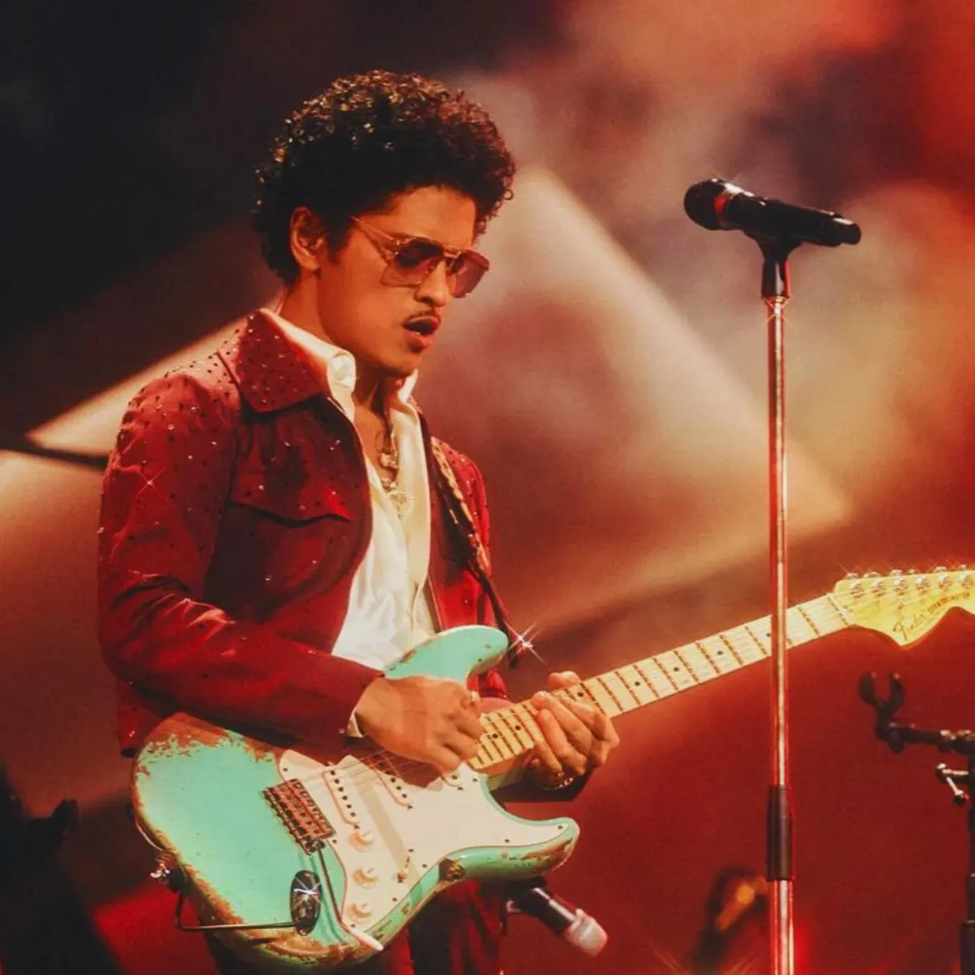 image_689b9c7342bde Bruno Mars Blows Minds Dropping Secret Covers Nobody Saw Coming At The Pinky Ring