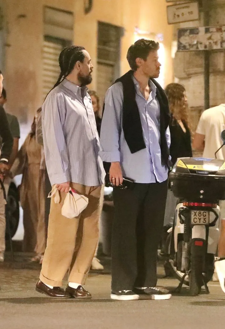 image_689be8ad63052 Harry’s Surprise London Appearance with Paul Roberts Sparks Wild Theories Online!