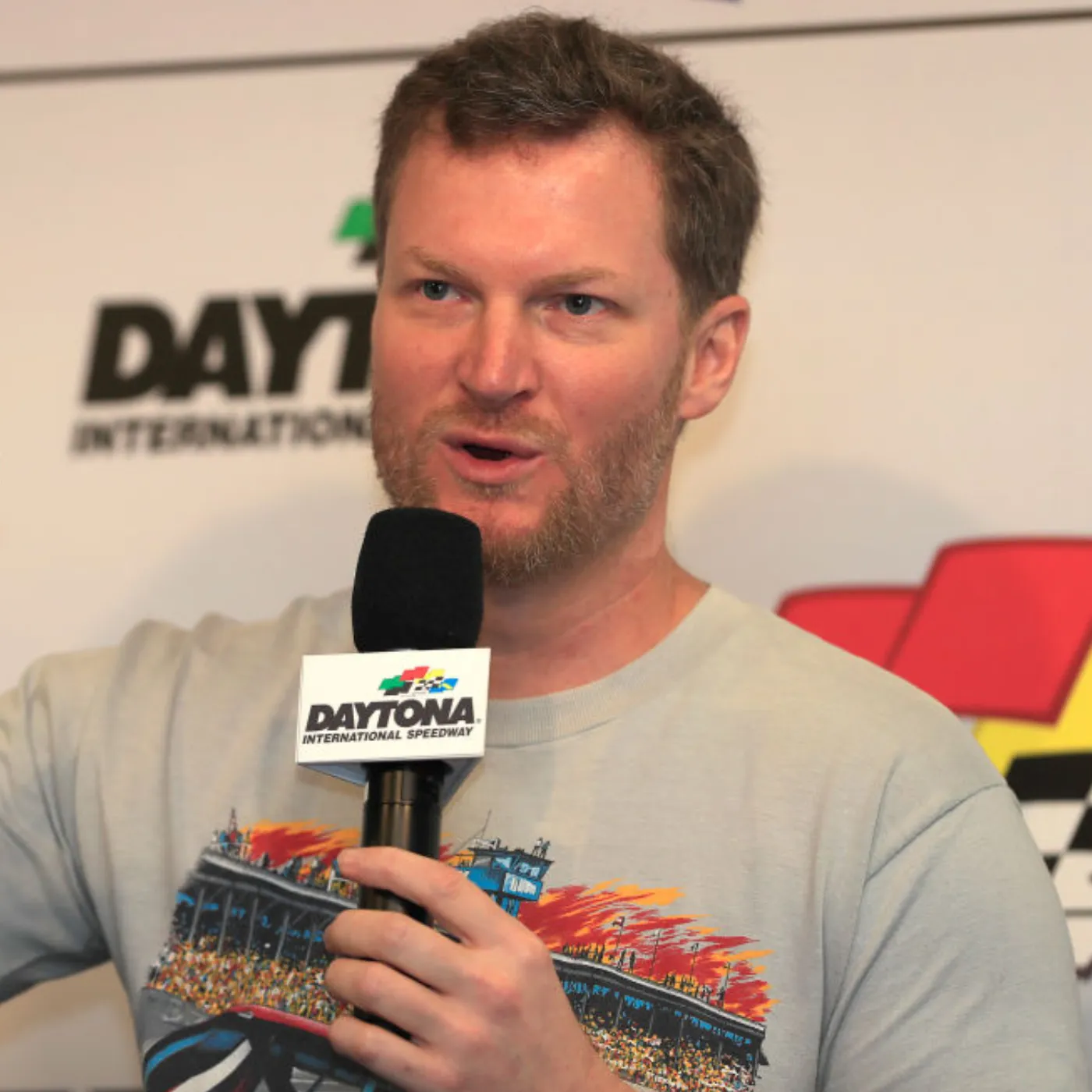 image_689bfd0557608 “If My Daughter Knew This Truth, She Would Never Forgive Me” – Dale Earnhardt Jr. Recounts The Moment That Almost Ended His Career