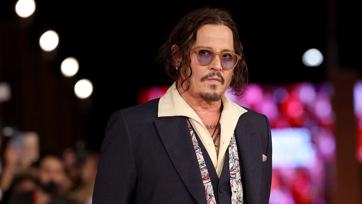image_689c07b36b467 The Strange Everyday Life of Johnny Depp: It's not what you think.
