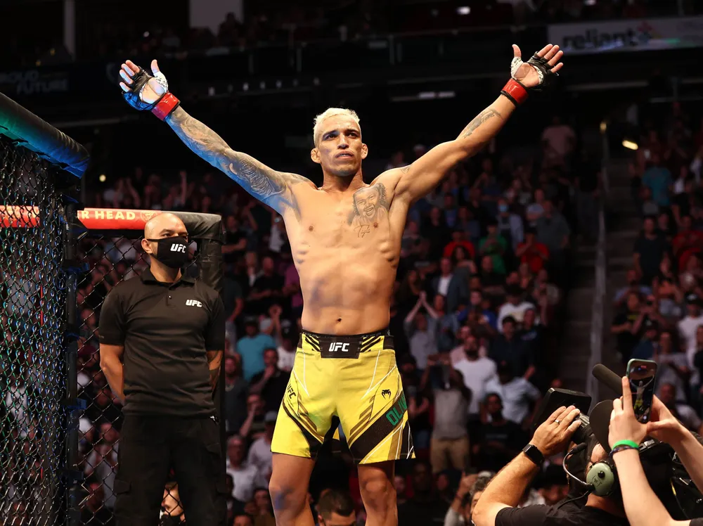 image_689c5907a5ed6 Charles Oliveira is set to return to the UFC to avenge his previous knockout loss. Will his comeback be successful against a formidable opponent like Rafael Fiziev?