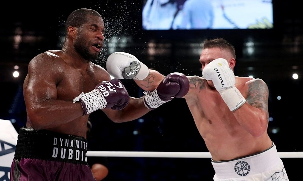 Usyk Still Wins, But That Left Hook Sent Dubois’ Mouthguard Flying – Is He Really Okay?