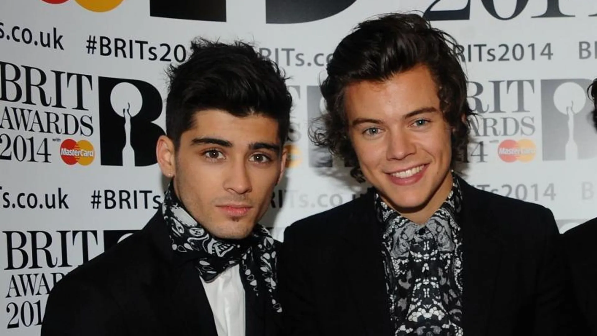 image_689d8547c3506 What Is Zayn Hiding That Left Harry Staring Blankly? This Moment Has Left One Direction Fans Stunned