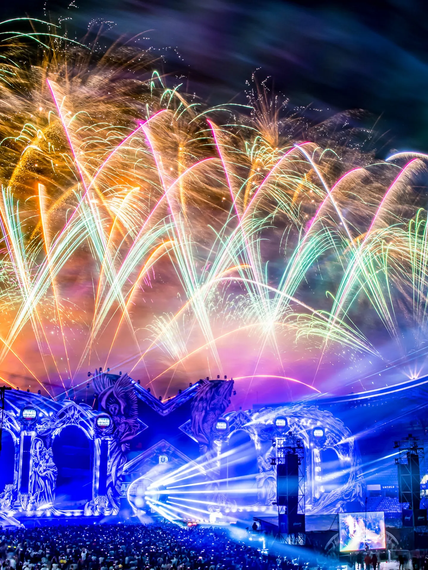 image_689d8dbee6ae6 What happened in Romania that made Armin van Buuren the icon of a living legend?