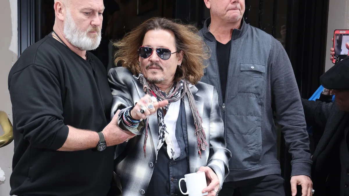 image_689d9c9b052be The Shocking Truth Behind Johnny Depp’s Emotional Hospital Photo