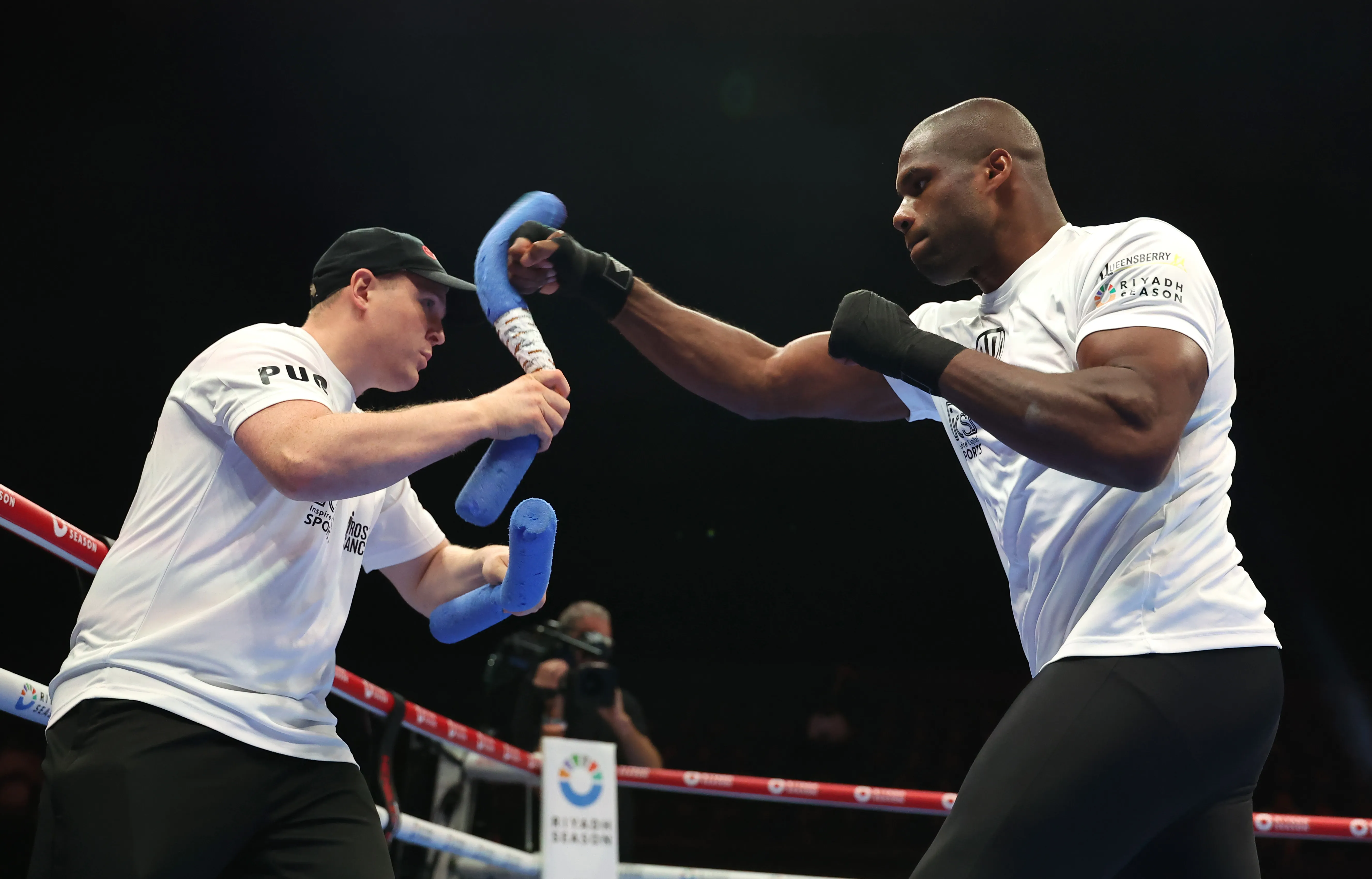 image_689da5d4ea869 “Daniel Dubois’ Trainer Calls It Quits After Devastating Usyk Loss