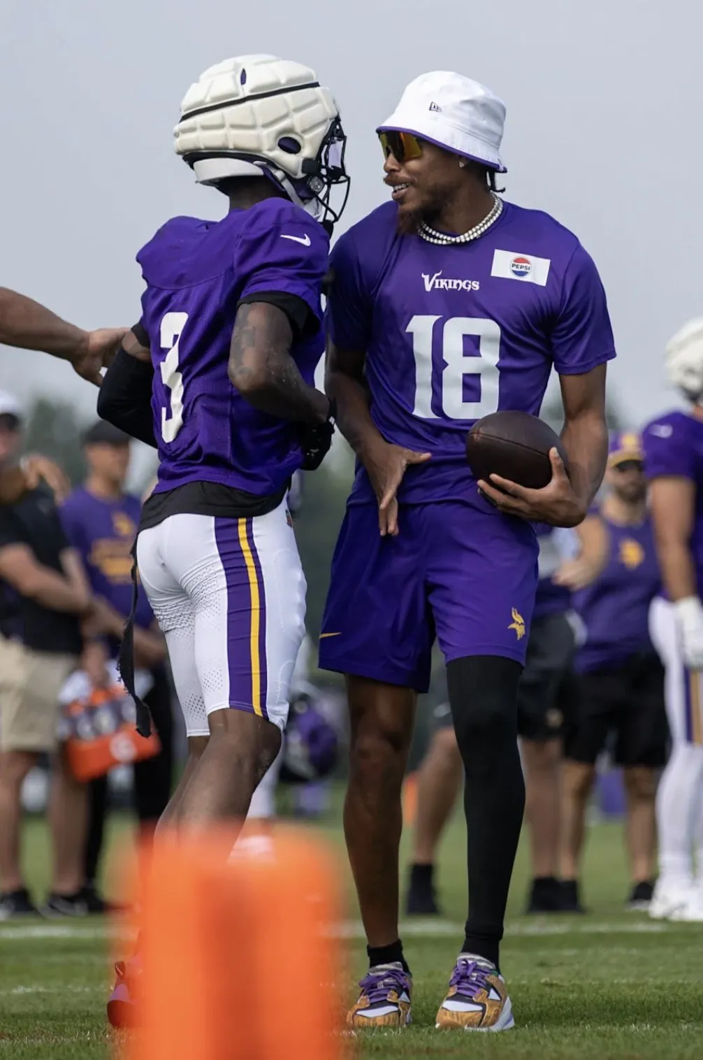 Justin Jefferson Turns Coach — Tossing Perfect Passes to Vikings WRs During Patriots Joint Practice