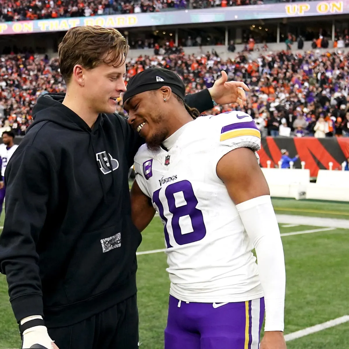 NFL Fans Can’t Stop Dreaming About Justin Jefferson and Joe Burrow Teaming Up — The Numbers Would Be Insane