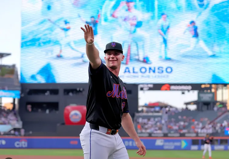 Pete Alonso Sets MLB Record, Mets Throw Rare Celebration
