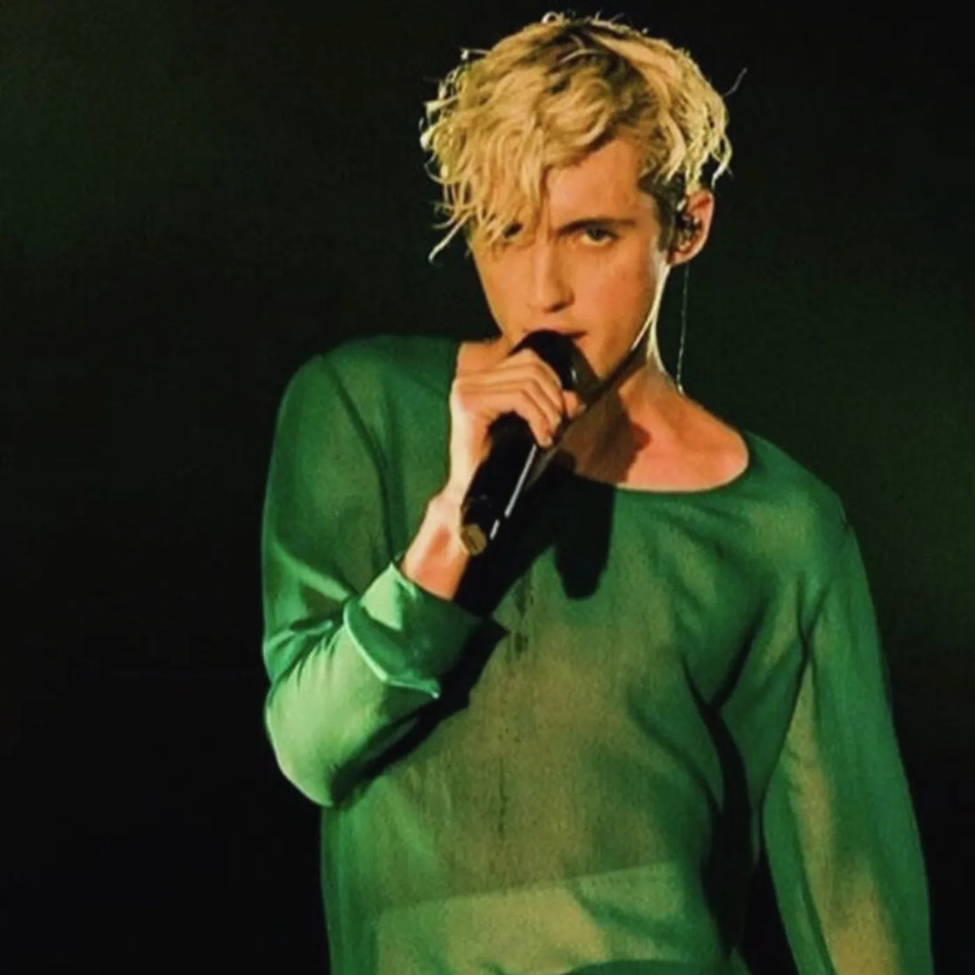 image_689f727c9a2e8 Troye Sivan Drops Epic 2015 Throwback With Chappell Roan — Internet Is Shook