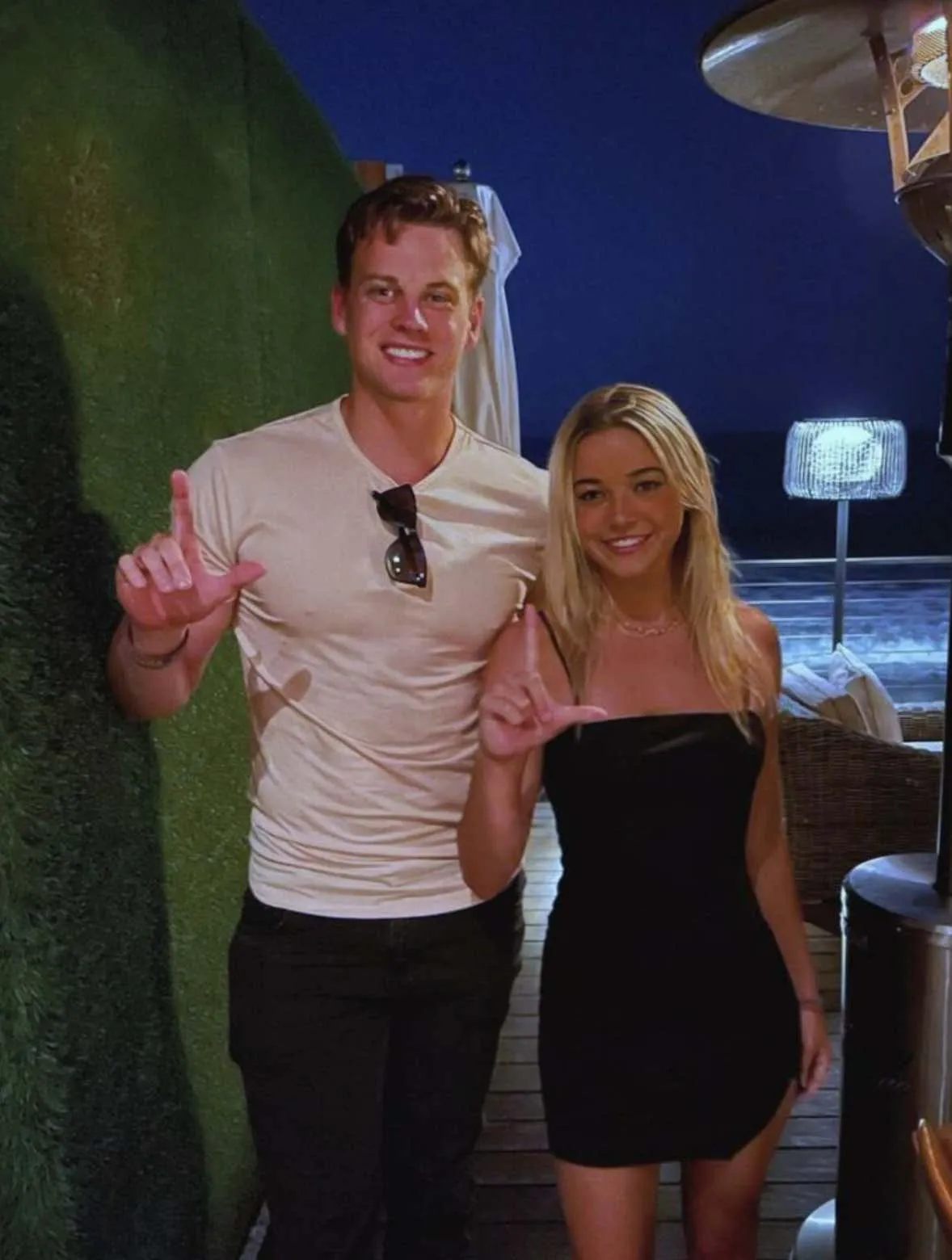 image_689fe64d71af9 The Glorious King of Rizz: Joe Burrow Proves He’s Truly Him