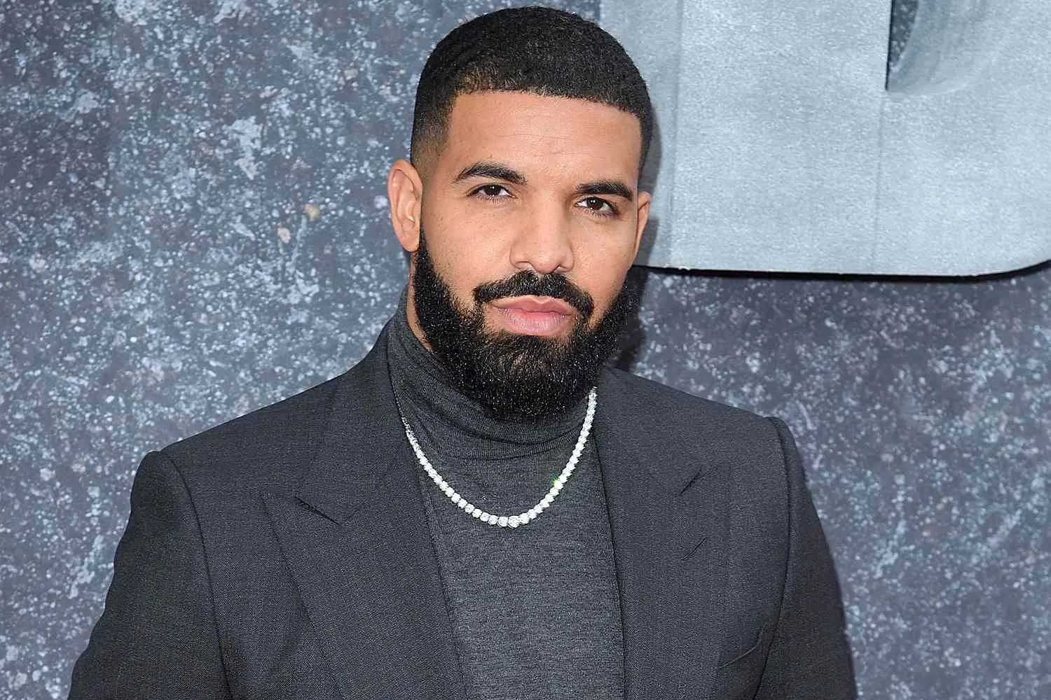 image_689ffdf3e024a Drake’s Next Move Could Break the Internet — But UMG Might Just Break