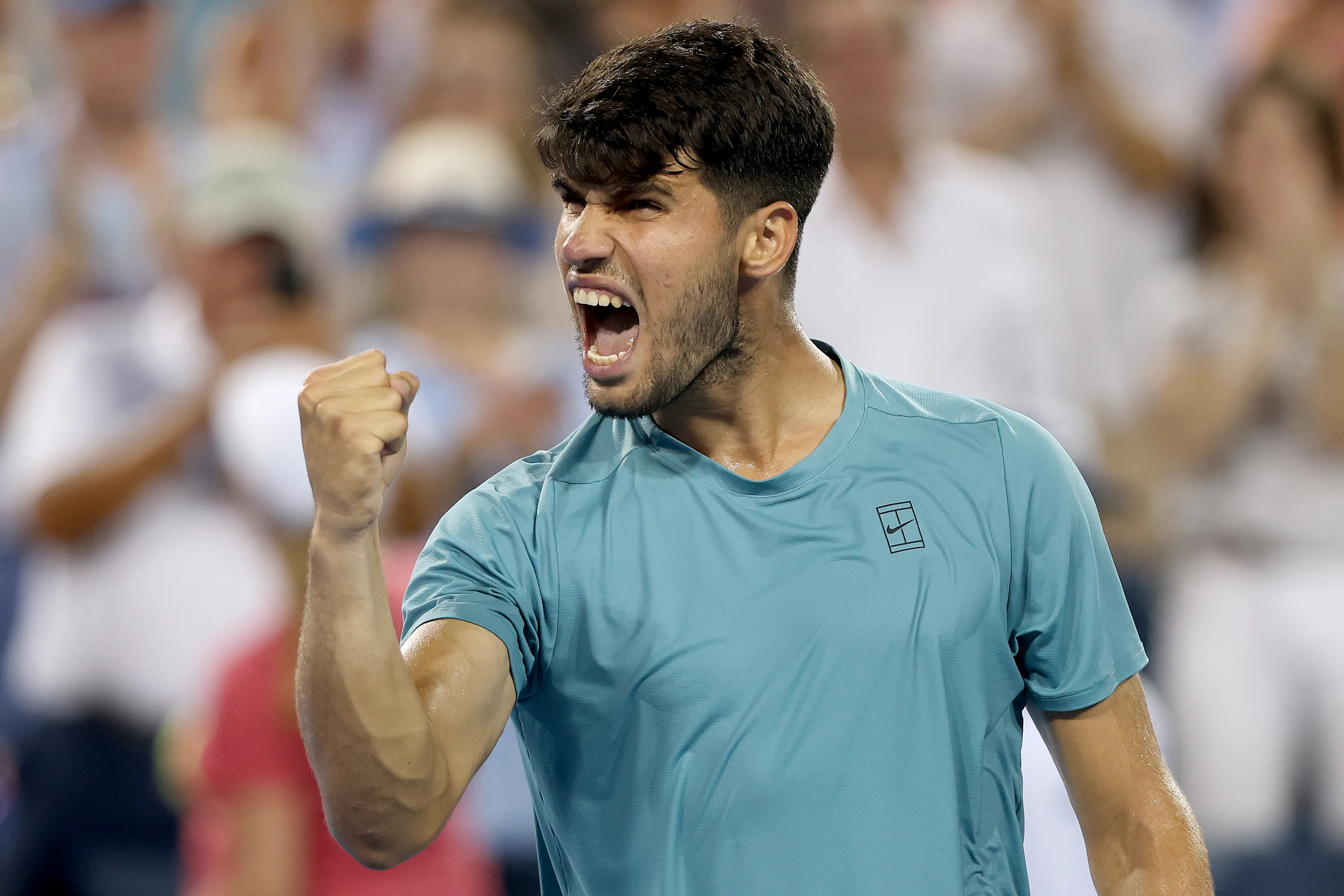 image_68a01372cc399 Carlos Alcaraz Stuns Fans in Epic Cincinnati Showdown — Rublev Left Shaken After Nail-Biting Finish