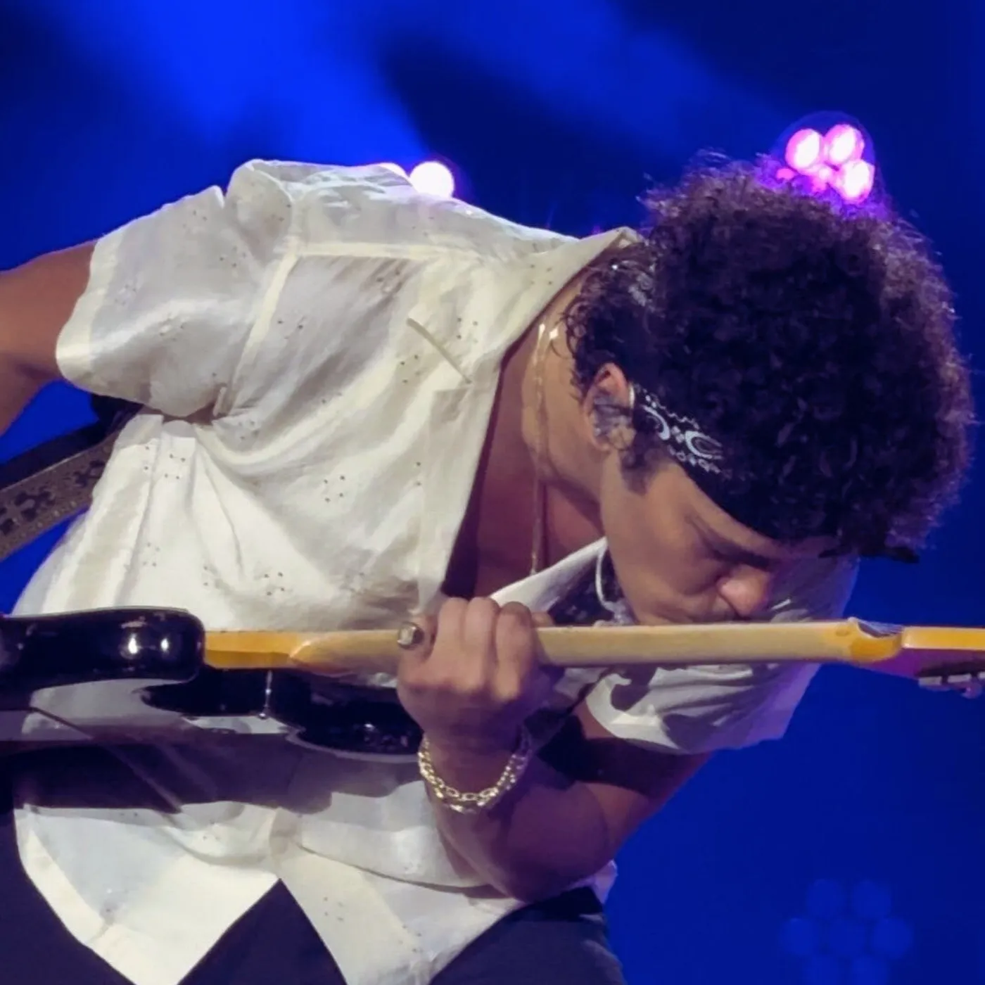 The Weeknd Steals the Spotlight from Bruno Mars & Beyoncé – Here’s How