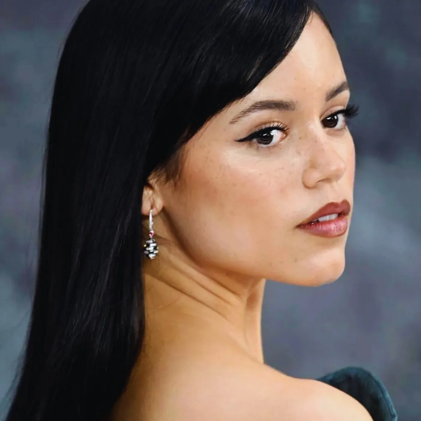 image_68a0e17f9a28a You Thought You Knew Jenna Ortega? These 5 Facts Prove You Don’t