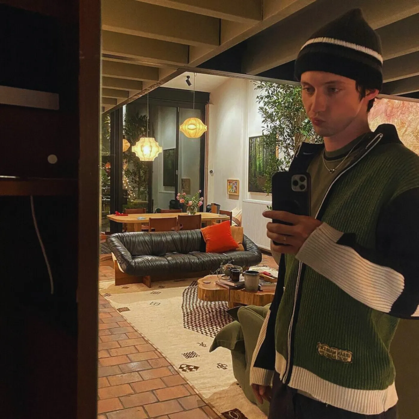 image_68a0e3995afa2 Troye Sivan Back in the Studio With Hitmakers for His Next Smash