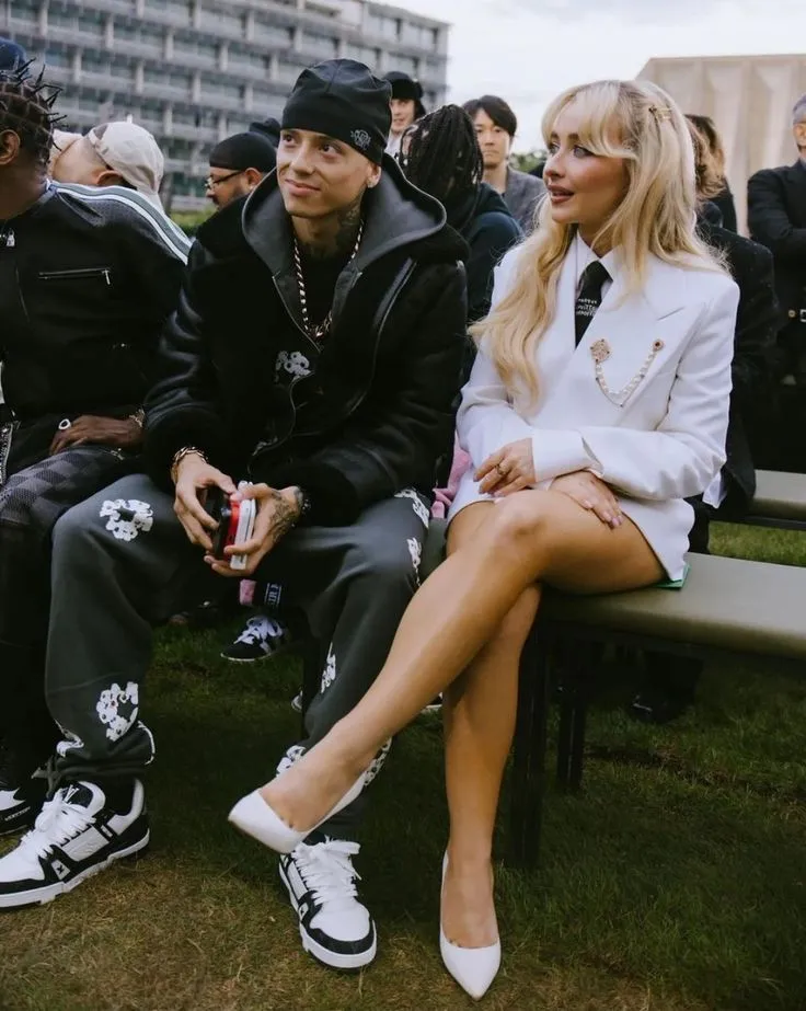 image_68a18d8a45480 Central Cee Looks This Handsome, Sabrina Carpenter Can’t Keep Her Cool – Fans Catch Her Melting Moment Live!