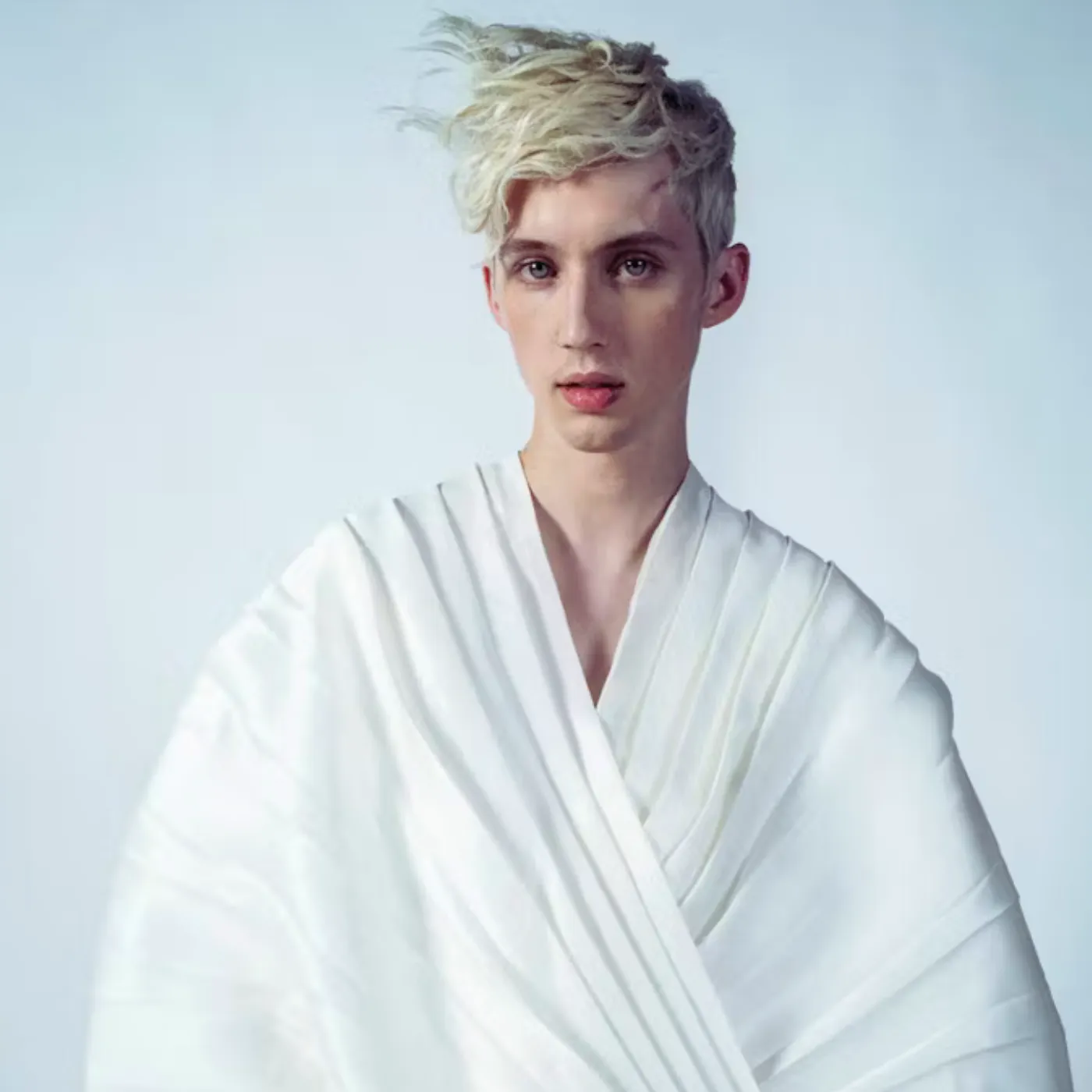 image_68a239aee58a5 Heart-Melting Troye Sivan Childhood Moment With Sister Shocks Everyone