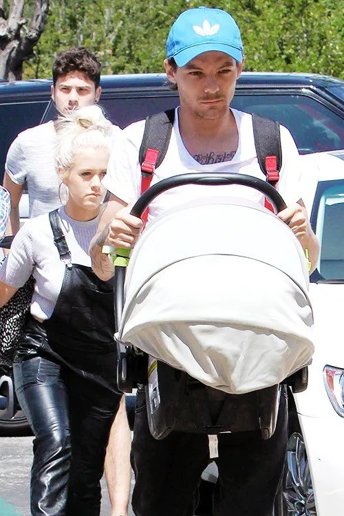 image_68a28d8eed50b Louis Tomlinson’s Fatherhood News Changed Everything — And Eleanor Calder’s Emotional Reaction Still Leaves Fans Heartbroken