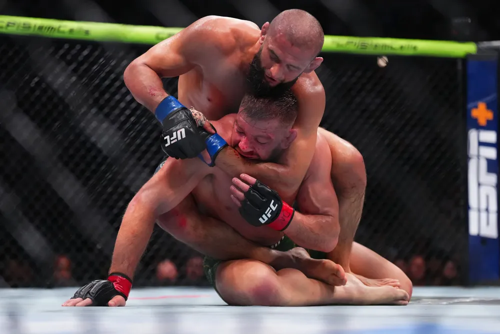 After defeating Du Plessis, is the undefeated Chimaev really unrivaled in the UFC?