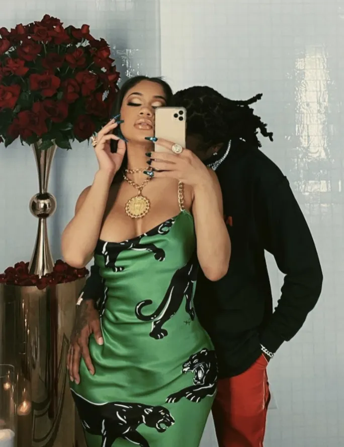 image_68a2b05900205 Cardi B Breaks Silence on Offset & Saweetie Affair — Shocking Twist as Stefon Diggs Stays Silent