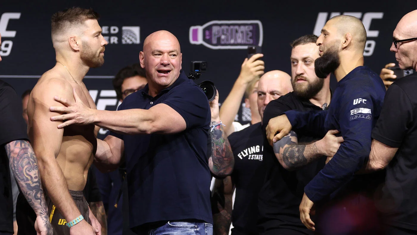 Khamzat Chimaev vs Dricus Du Plessis: How the old wolf crushed the tiger's head with just one skill