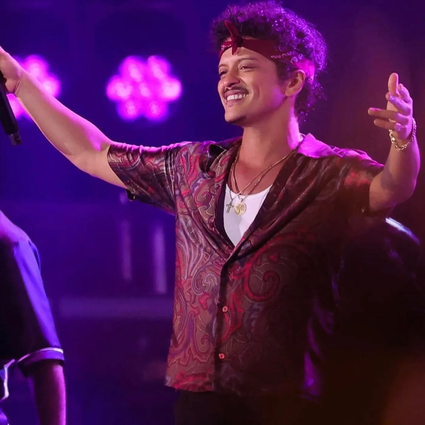 Dragging Bruno Mars? Congrats, You Just Exposed Yourself as a Clown