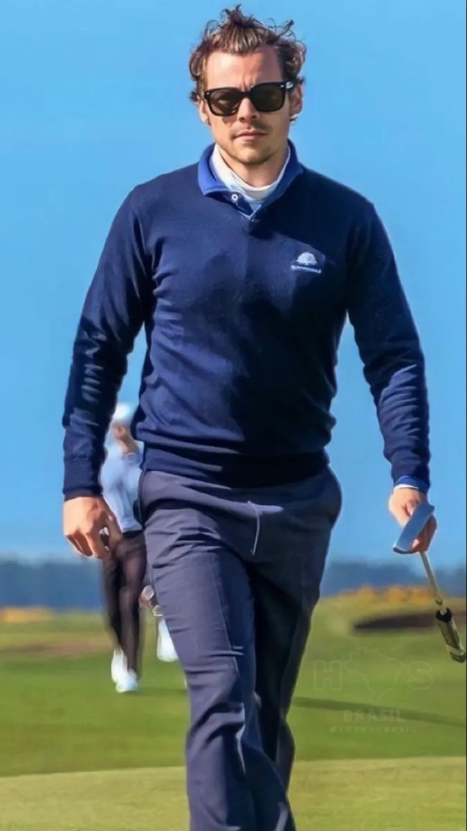 Harry Styles Joins One of the World’s Most Secretive Golf Clubs – But the Jaw-Dropping Annual Price Tag Leaves Fans Stunned!