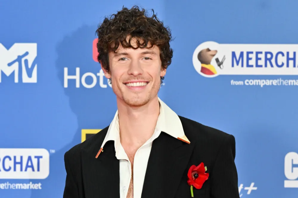 image_68a3f81283d0b Train Breakdown Nearly Derailed Shawn Mendes’ Big Night