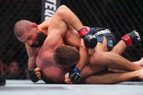 image_68a3fe0ba1121 The Hidden Truth Behind Khamzat Chimaev’s Dominant Win