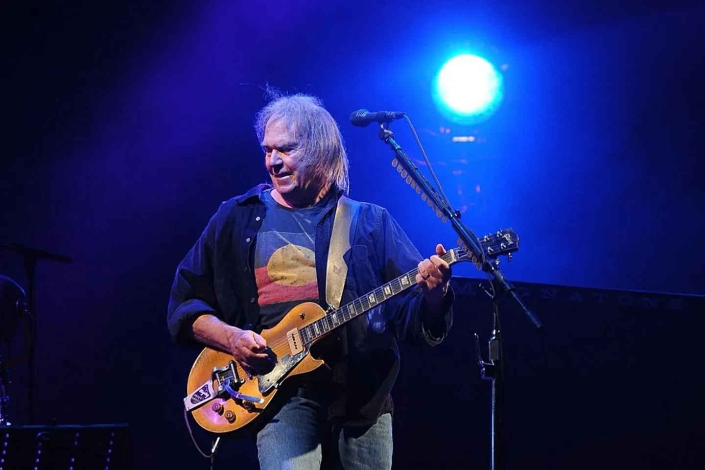 image_68a417b131b36 Why Did Neil Young Walk Away from Facebook? The Truth Behind His Exit