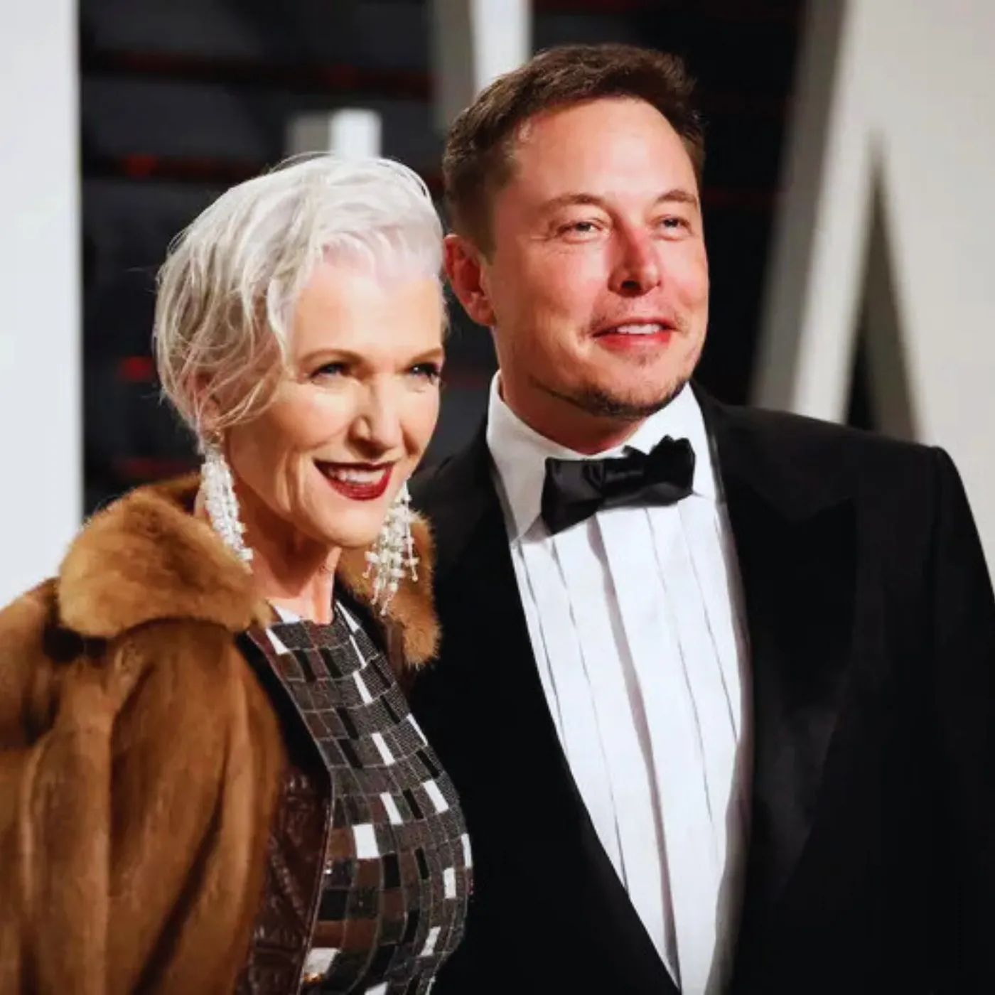 image_68a4b51eeb7c6 Inside Elon Musk’s Shocking Childhood: How His Mother Raised a Billionaire