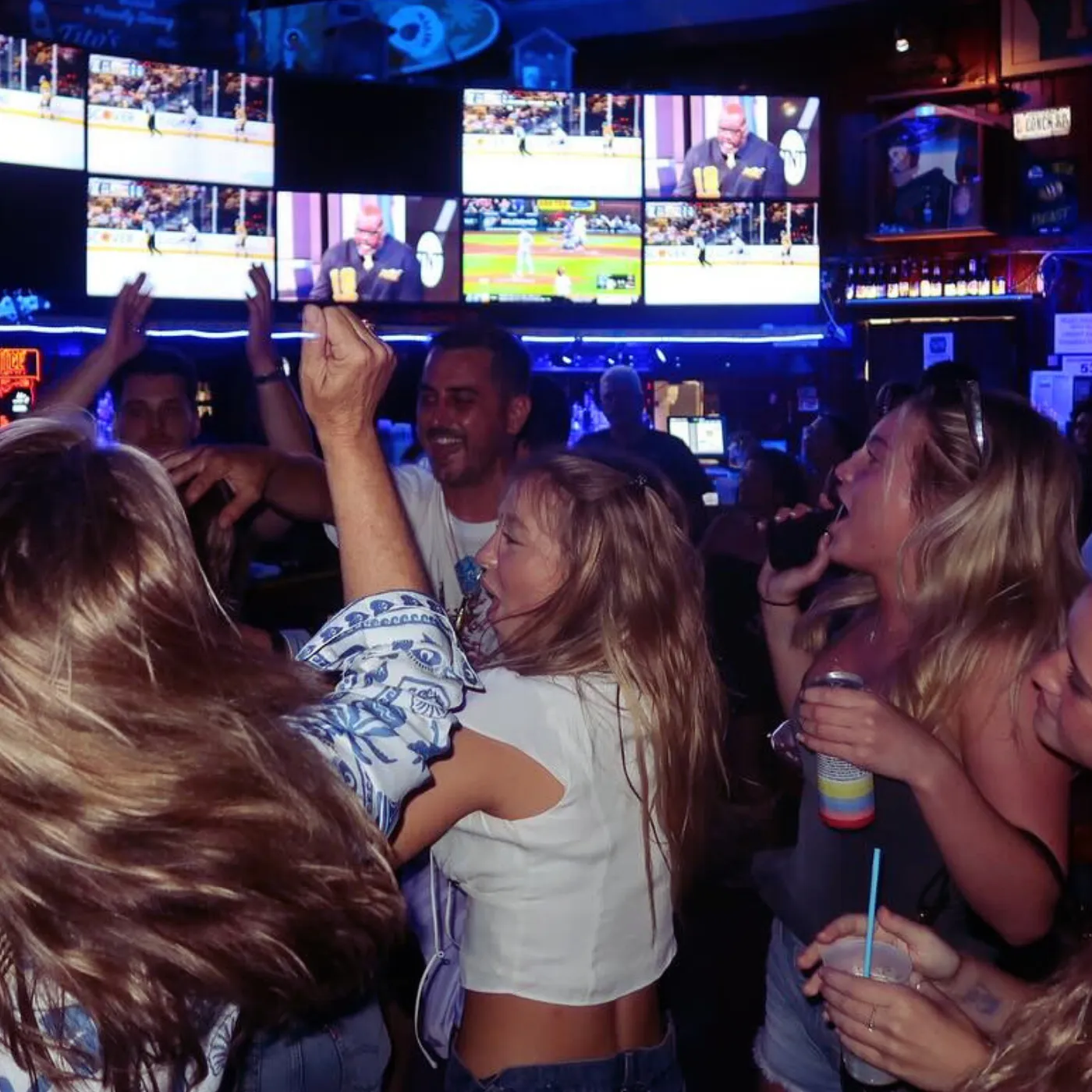 image_68a4e5ff7dca9 Sydney Sweeney Goes All Out in Duval While ‘Americana’ Flops—Hollywood Can’t Look Away